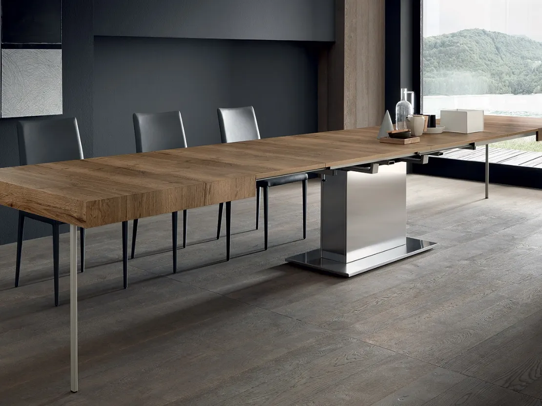Tavolo allungabile con top in legno e base centrale in metallo Tower Maxi di Altacom