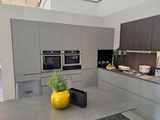 Cucina Stosa Karma PET grigio fumo con elettrodomestici Hotpoint