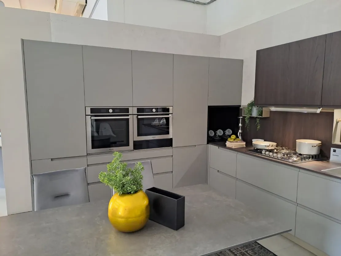 Cucina Stosa Karma PET grigio fumo con elettrodomestici Hotpoint